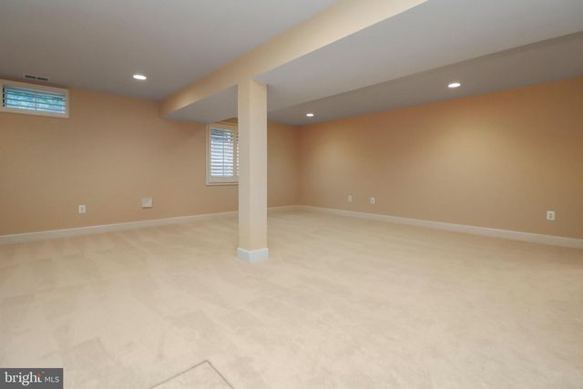 102 PEARL ST, Herndon, VA 20170