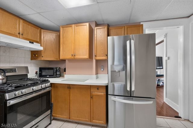 19 Ashwood Ter, West Orange Twp., NJ 07052