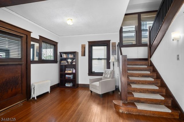19 Ashwood Ter, West Orange Twp., NJ 07052