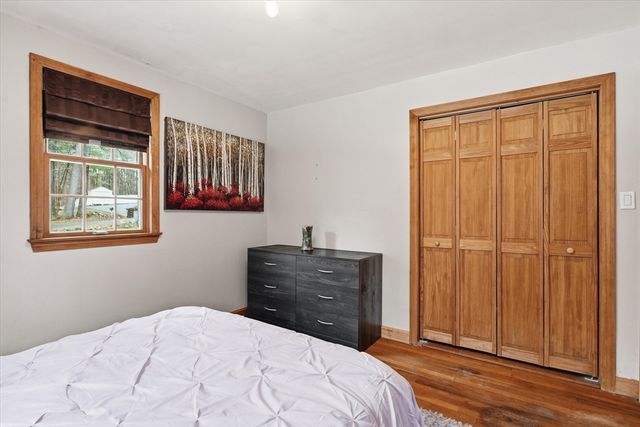 8 Searle St, Georgetown, MA 01833