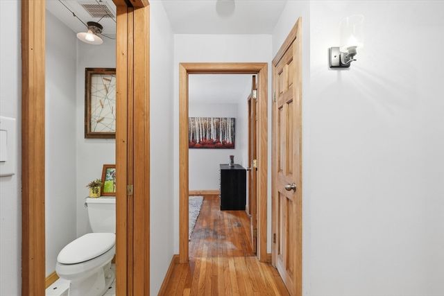 8 Searle St, Georgetown, MA 01833