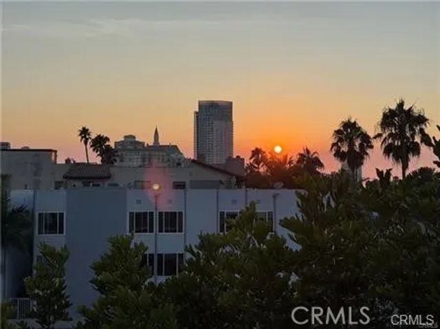 1310 E Ocean 407, Long Beach, CA 90802