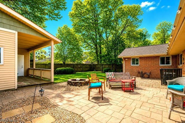 7580 Primrose Drive, Mentor On The Lake, OH 44060