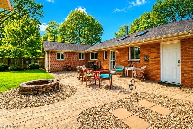 7580 Primrose Drive, Mentor On The Lake, OH 44060