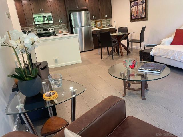 2510 Torrey pines Rd 413, La Jolla, CA 92037