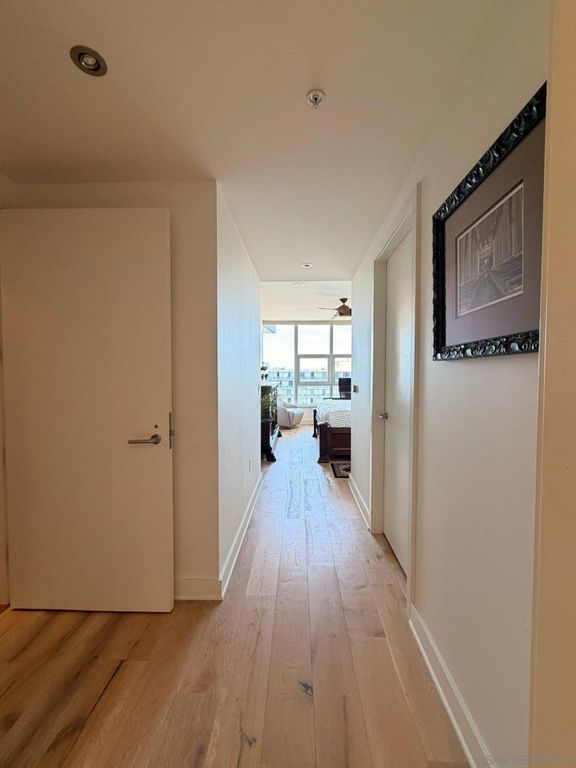 Image 23 of property listing at 1325 Pacific Highway 1301, San Diego, CA 92101