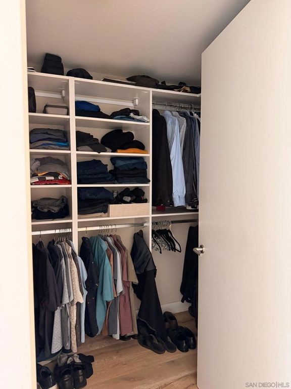 Image 26 of property listing at 1325 Pacific Highway 1301, San Diego, CA 92101