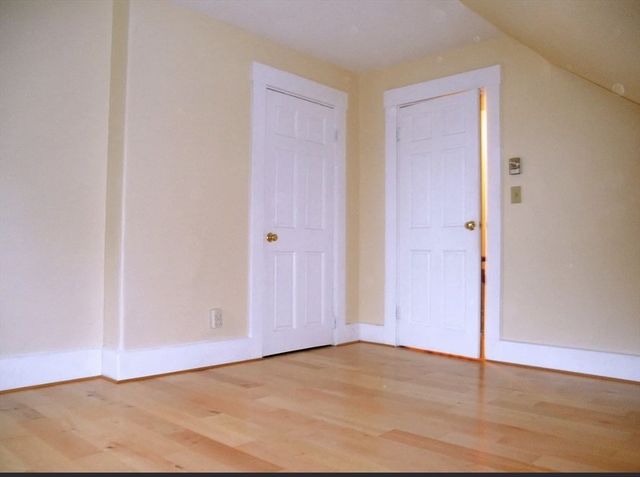 129 Brown St. 2, Waltham, MA 02452