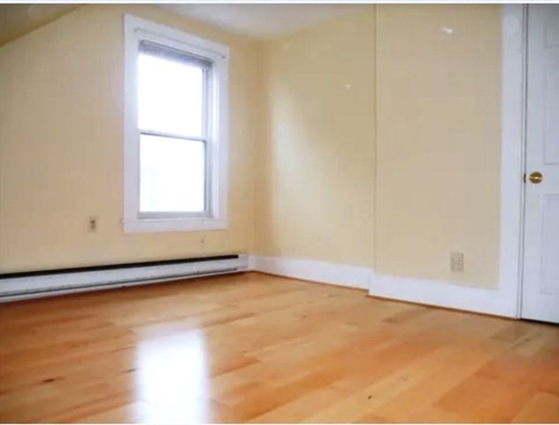 129 Brown St. 2, Waltham, MA 02452