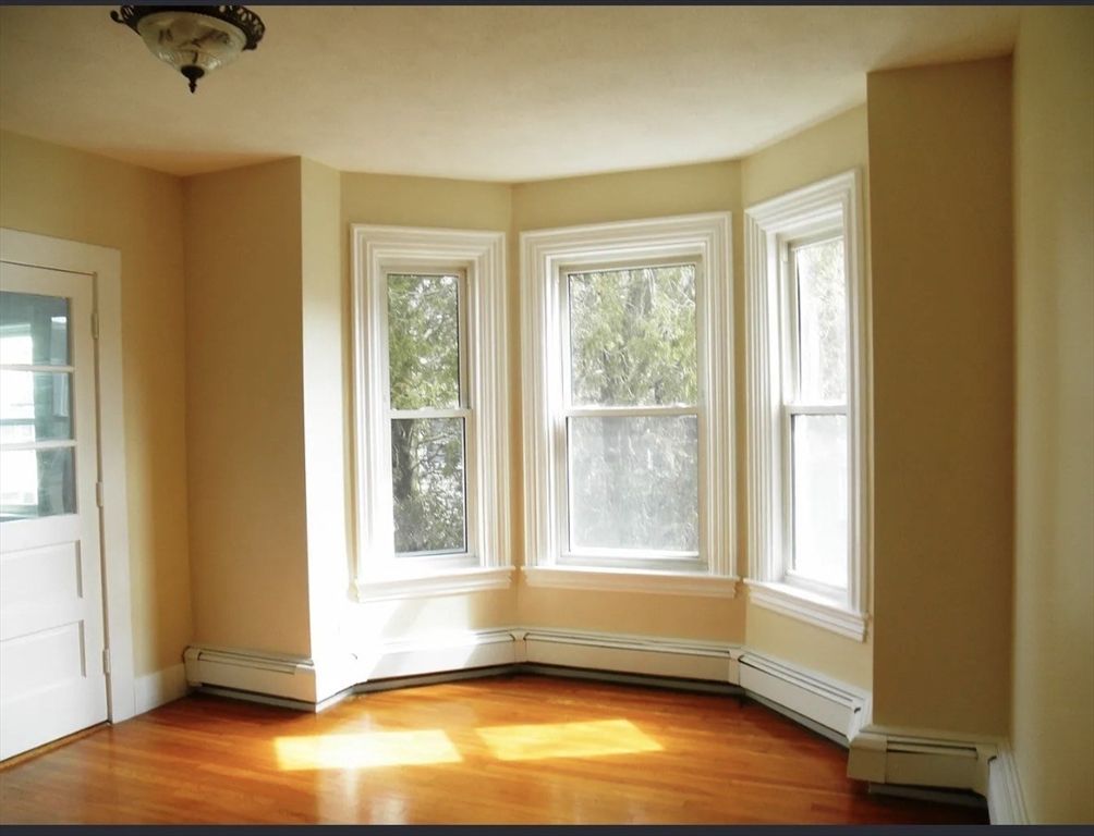 129 Brown St. 2, Waltham, MA 02452