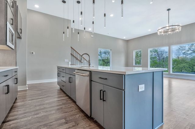 1911 Hailey Ave, Nashville, TN 37218
