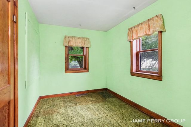 3505 S Sheridan Road, Sheridan, MI 48884