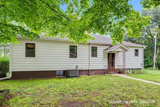 3505 S Sheridan Road, Sheridan, MI 48884