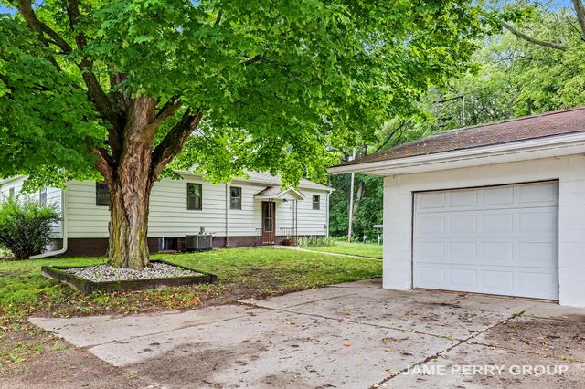 3505 S Sheridan Road, Sheridan, MI 48884