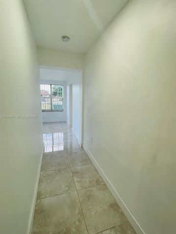 2437 NW 98th St, Miami, FL 33147