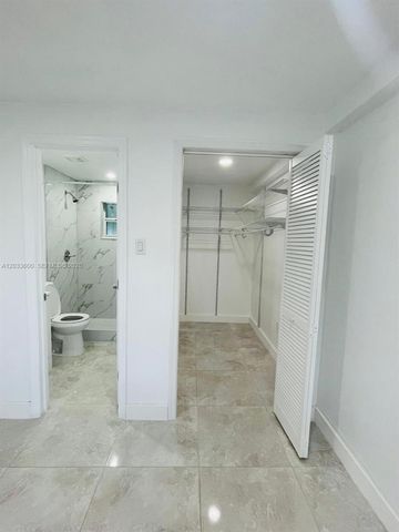 2437 NW 98th St, Miami, FL 33147