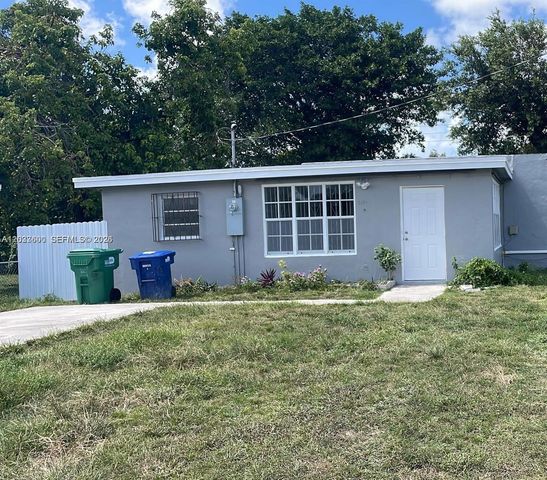 2437 NW 98th St, Miami, FL 33147