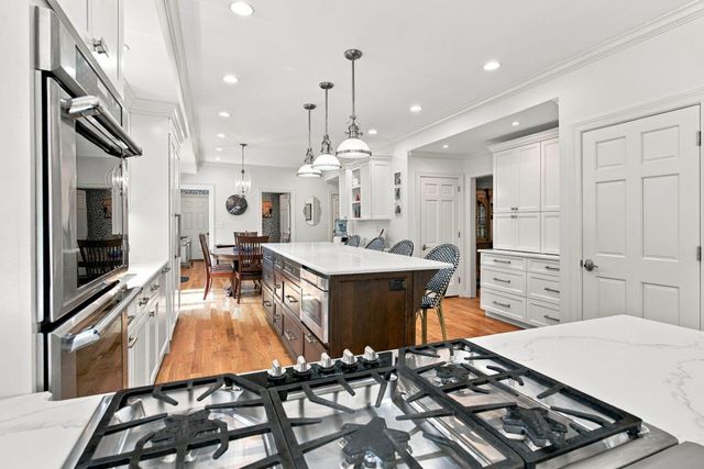 3837 Carleton Drive, Lexington, KY 40510