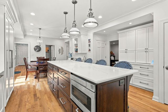 3837 Carleton Drive, Lexington, KY 40510