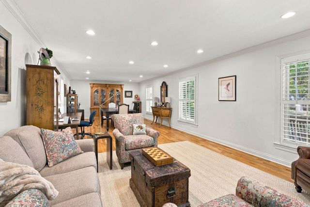 3837 Carleton Drive, Lexington, KY 40510
