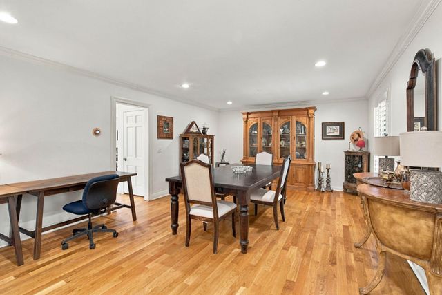3837 Carleton Drive, Lexington, KY 40510