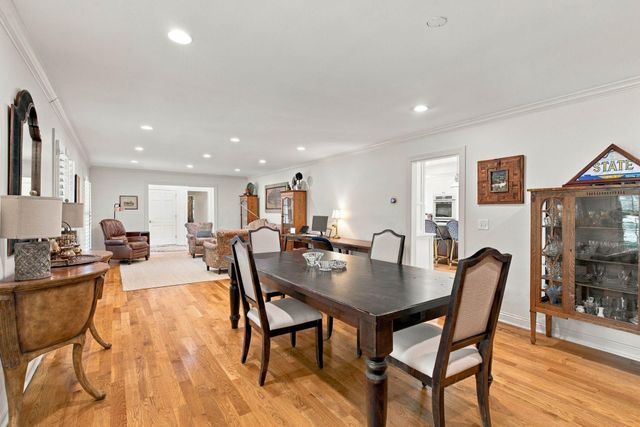 3837 Carleton Drive, Lexington, KY 40510