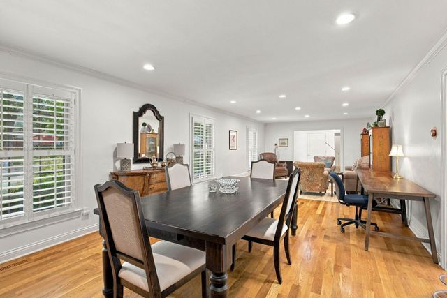 3837 Carleton Drive, Lexington, KY 40510