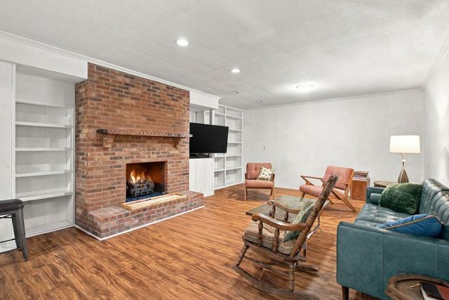 3837 Carleton Drive, Lexington, KY 40510
