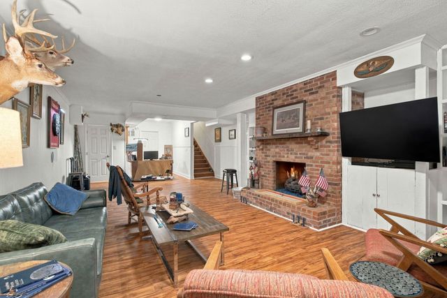 3837 Carleton Drive, Lexington, KY 40510
