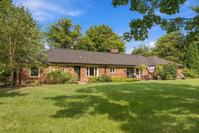 3837 Carleton Drive, Lexington, KY 40510