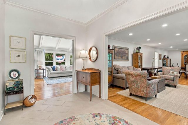 3837 Carleton Drive, Lexington, KY 40510