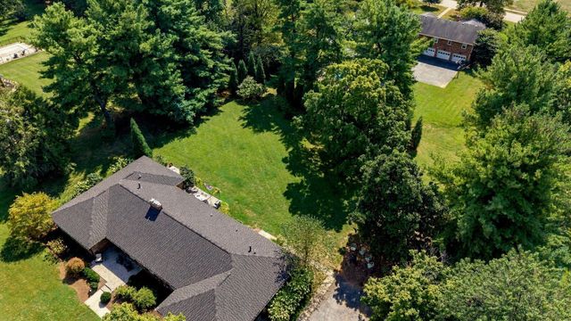 3837 Carleton Drive, Lexington, KY 40510