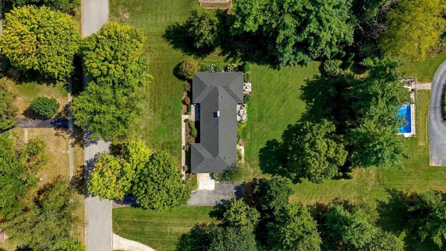 3837 Carleton Drive, Lexington, KY 40510