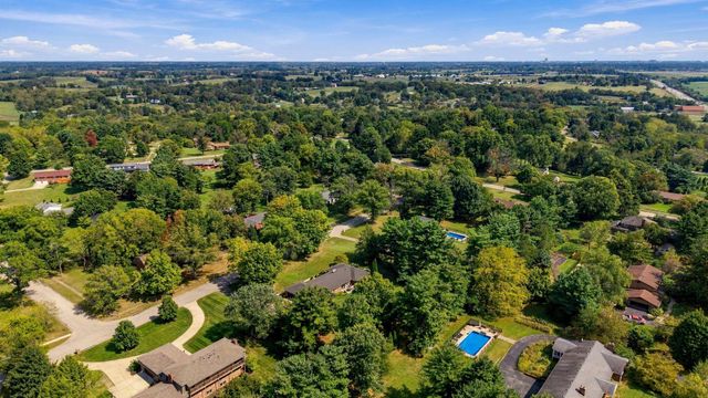 3837 Carleton Drive, Lexington, KY 40510