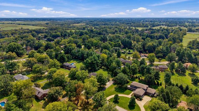3837 Carleton Drive, Lexington, KY 40510