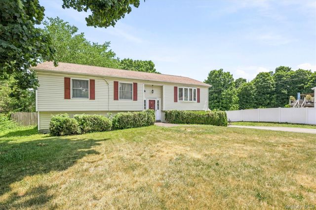 2 Shirley Drive, Patterson, NY 12563