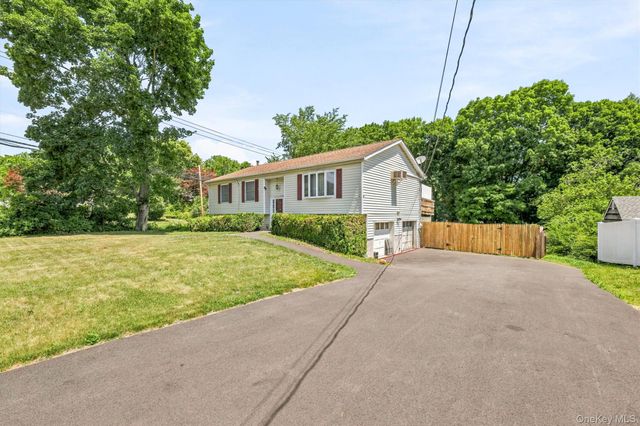 2 Shirley Drive, Patterson, NY 12563