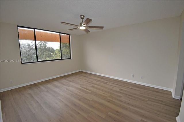 8592 W Sunrise Boulevard 303, Plantation, FL 33322