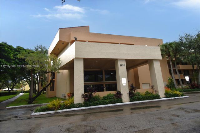 8592 W Sunrise Boulevard 303, Plantation, FL 33322