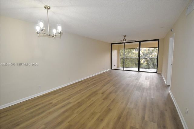 8592 W Sunrise Boulevard 303, Plantation, FL 33322