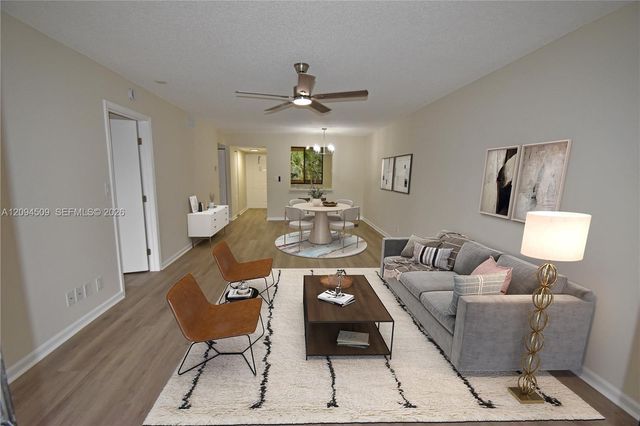 8592 W Sunrise Boulevard 303, Plantation, FL 33322