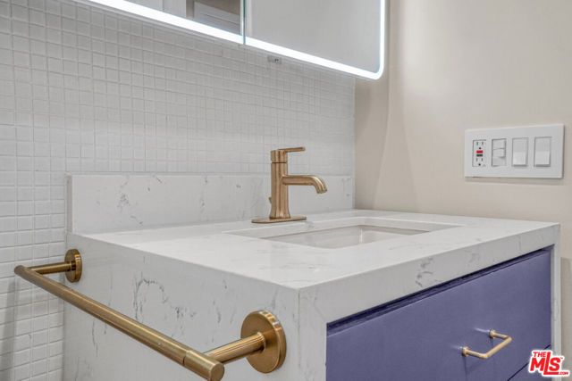 1230 Horn Avenue 605, West Hollywood, CA 90069