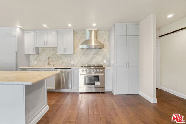 1230 Horn Avenue 605, West Hollywood, CA 90069