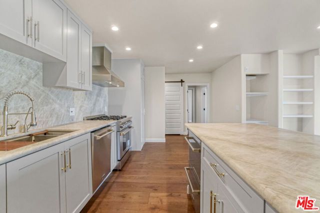 1230 Horn Avenue 605, West Hollywood, CA 90069