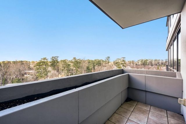 700 Park Regency Place 1207, Atlanta, GA 30326