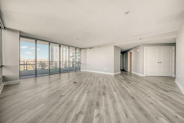700 Park Regency Place 1207, Atlanta, GA 30326