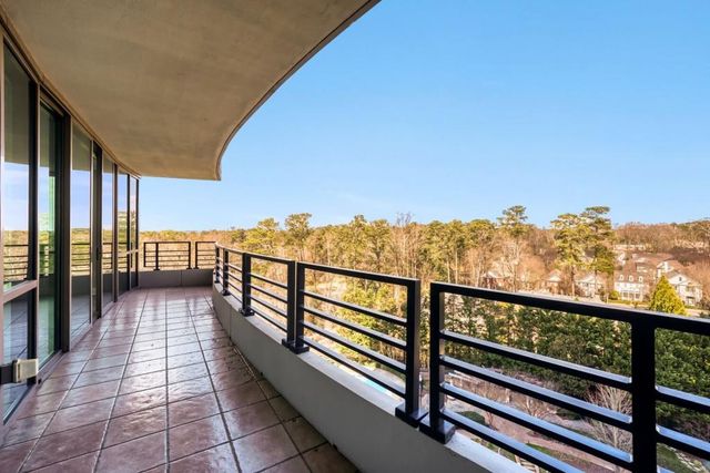 700 Park Regency Place 1207, Atlanta, GA 30326