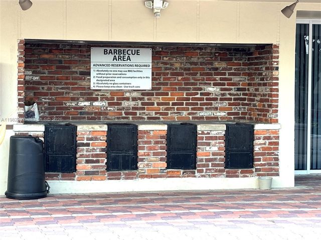 601 NW 80th Ave 207, Margate, FL 33063