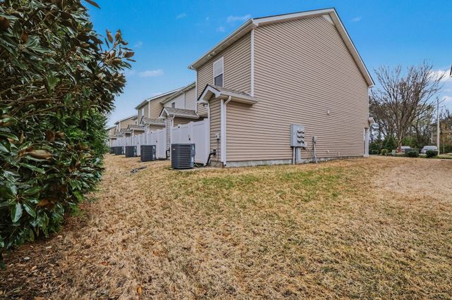 1019 Tradition Trl, Murfreesboro, TN 37130