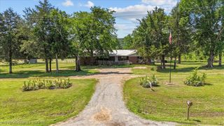 23805 270 Highway, Howe, OK 74940